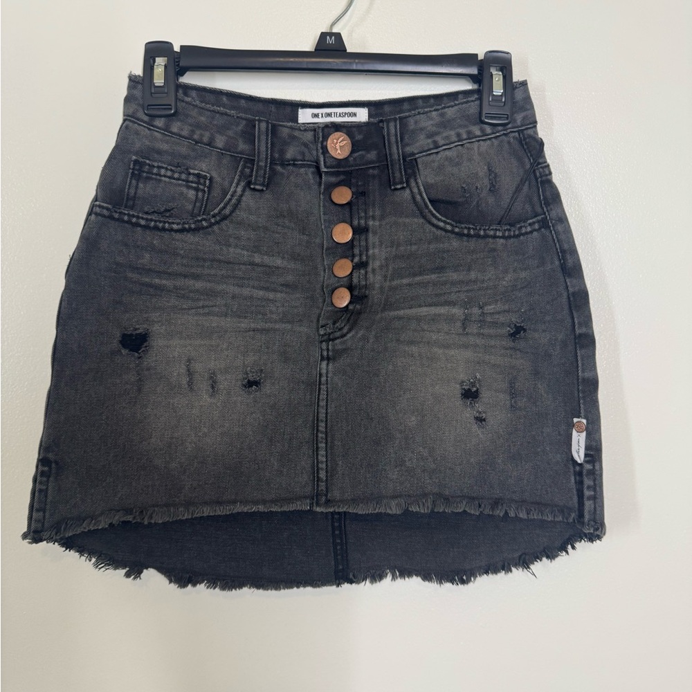 NWT One Teaspoon Black Charcoal Distressed Mini Skirt Size 27 Button Fly Hi/Low